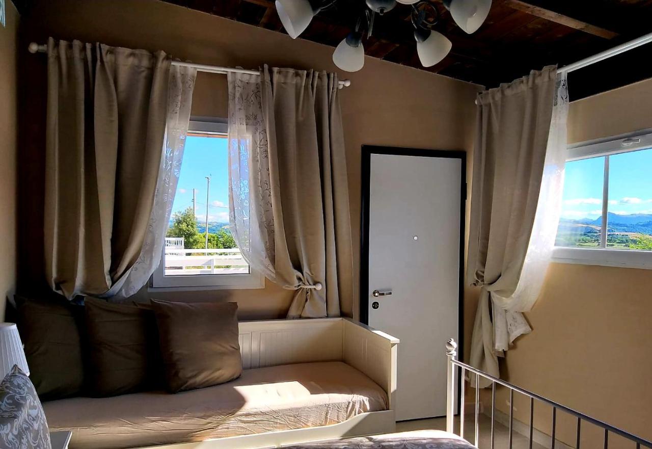 Agriturismo La Collina dei Cavalieri Belvedere Ostrense Esterno foto