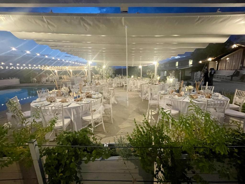 Agriturismo La Collina dei Cavalieri Belvedere Ostrense Esterno foto